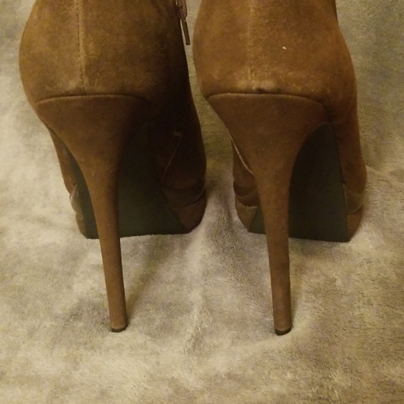 Kelsi Dagger Women's Booties - Picture 5 of 7